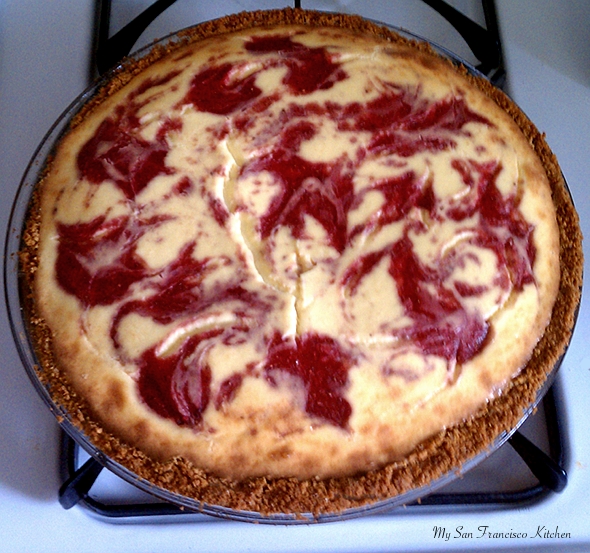 strawberry swirl cheesecake