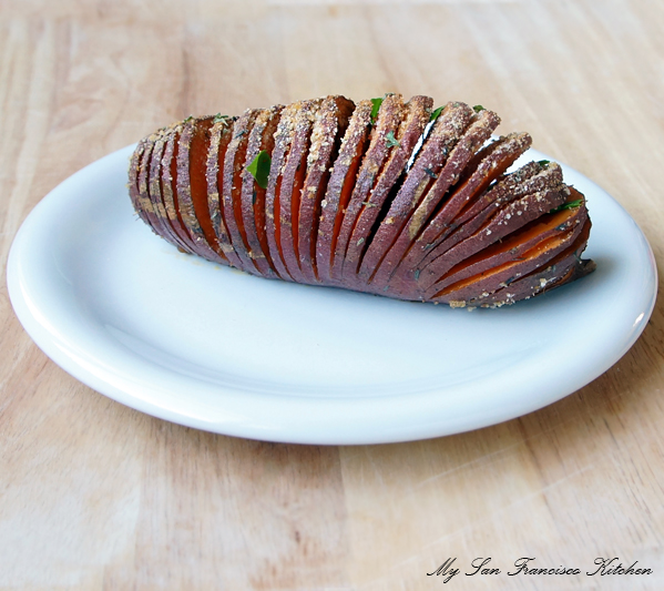 https://mysanfranciscokitchen.com/wp-content/uploads/2012/10/hasselback.jpg