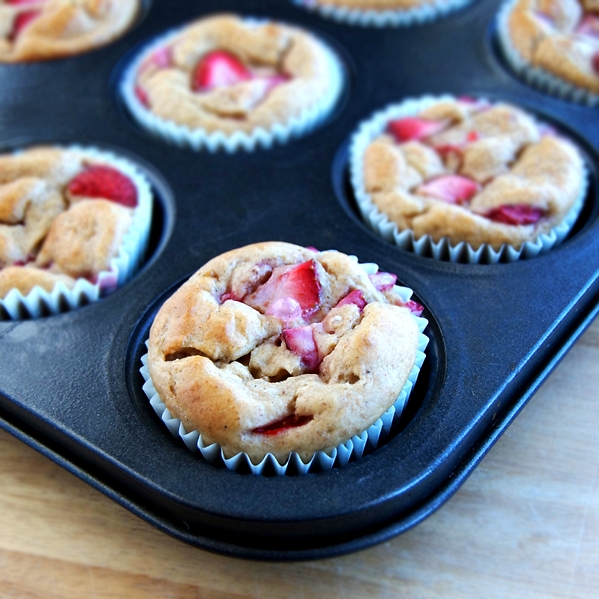 strawberry muffins 3